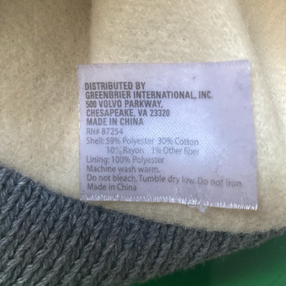 Fleece-lined snowflake grey beanie - Picture 15 of 15